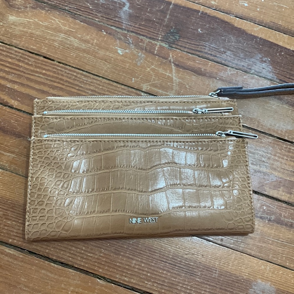 Nine West croc print brown wristlet
